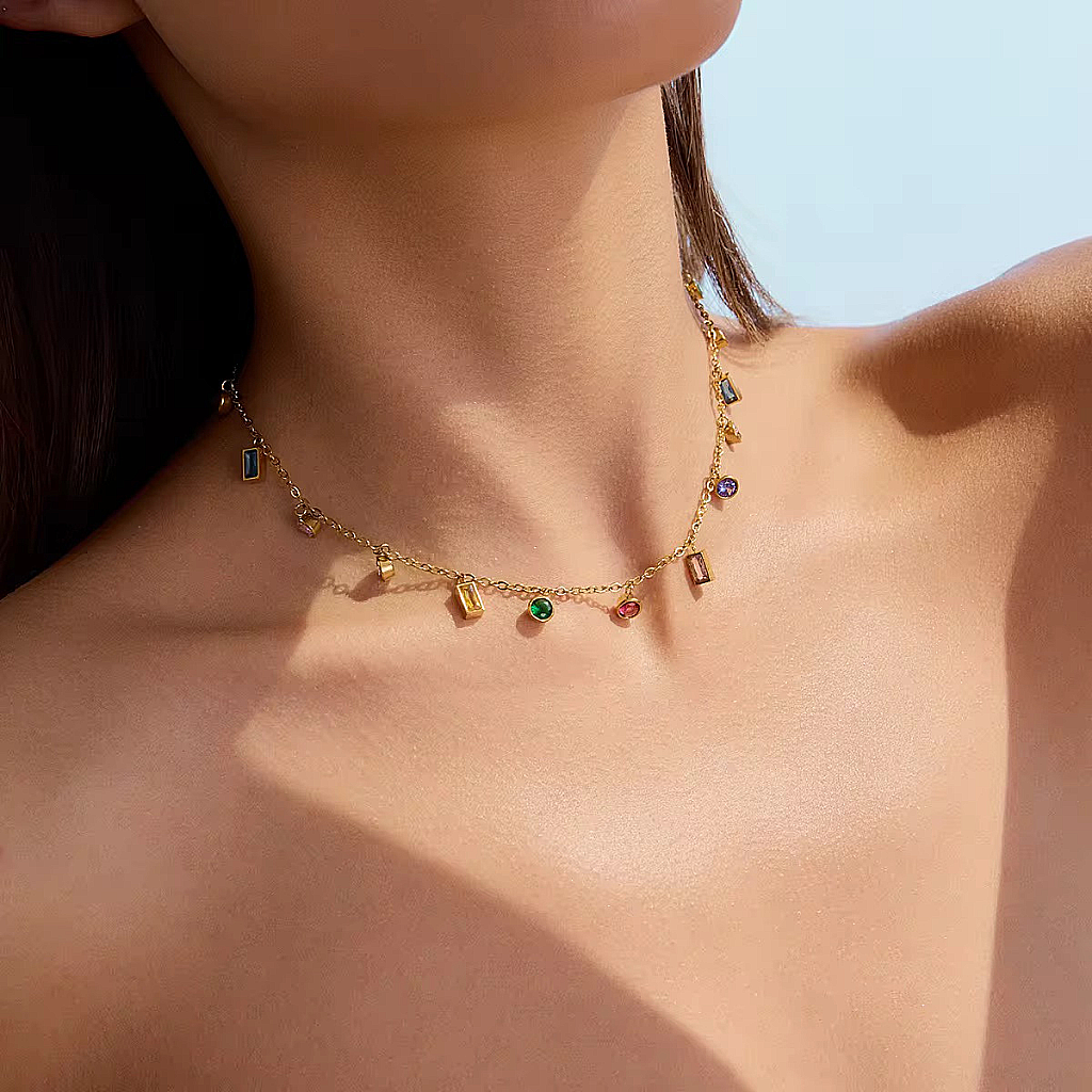 Marena – Collar bañado en Oro 18K con Piedras Multicolor