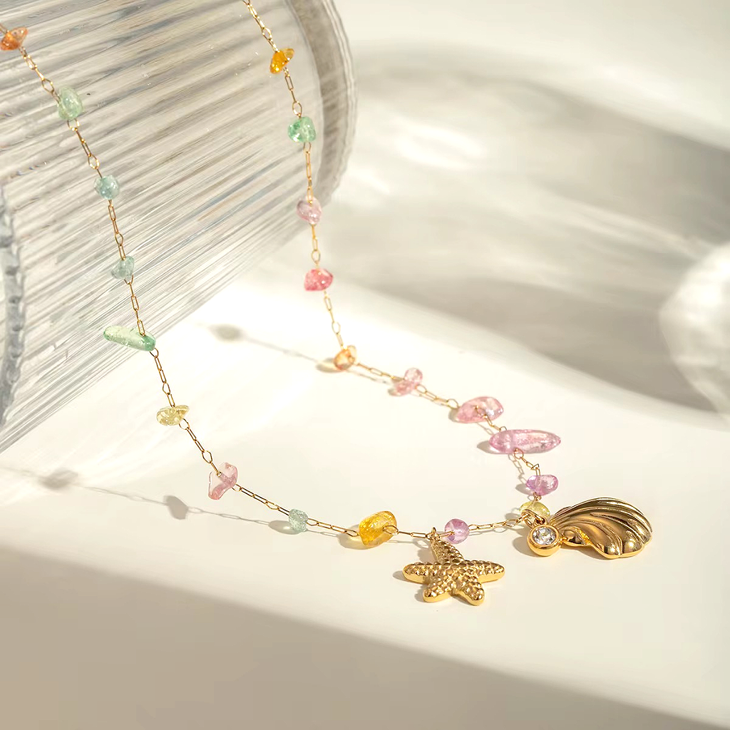 Cordón de Sirena 18k – Collar de Piedras Multicolor y Dijes Marinos en Acero Inoxidable