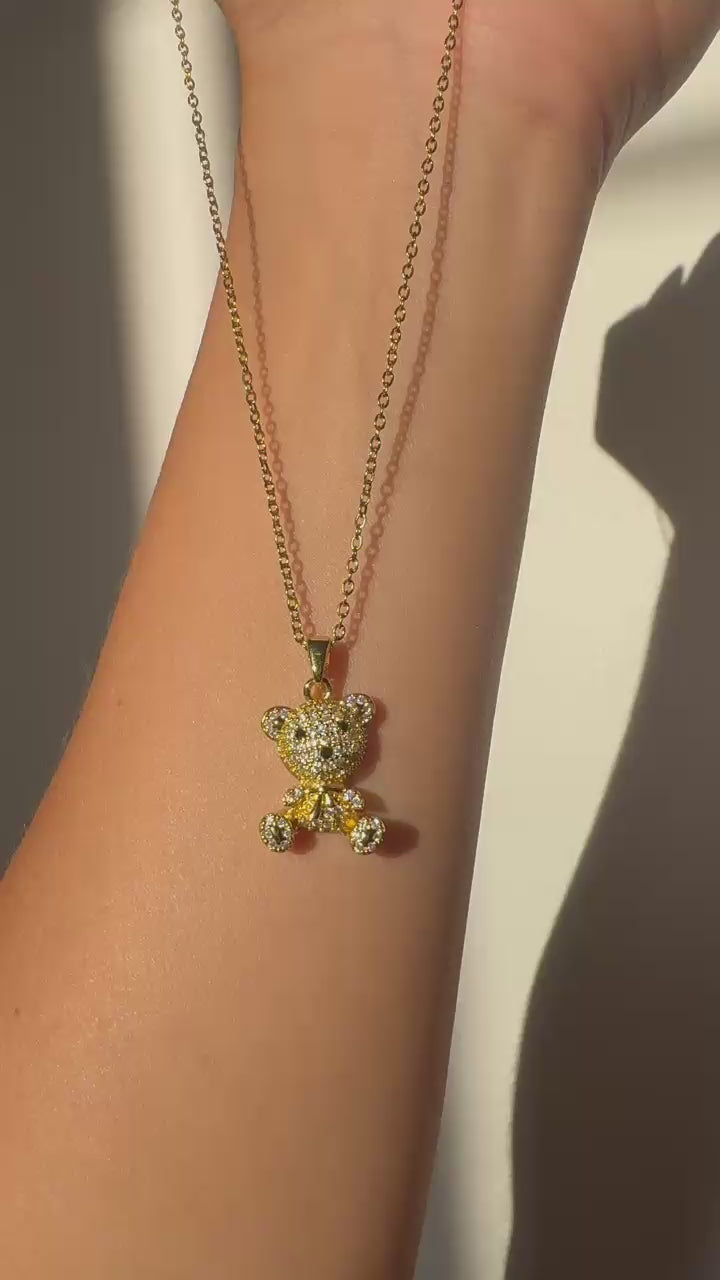 Goldener Teddy-Anhänger Y&C