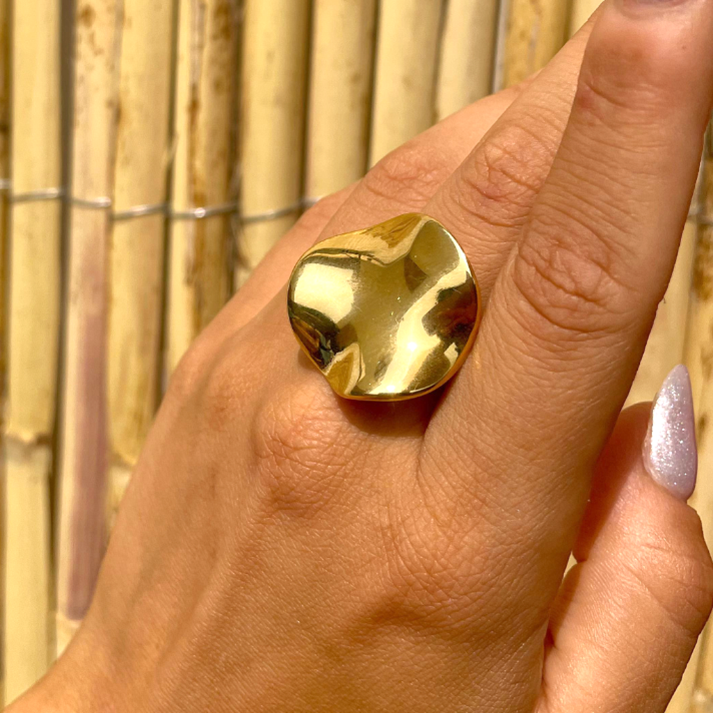 Duna Dorada – Anillo Dorado de Acero Inoxidable