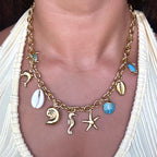 Tesoros Del Mar - Collar con dijes marinos
