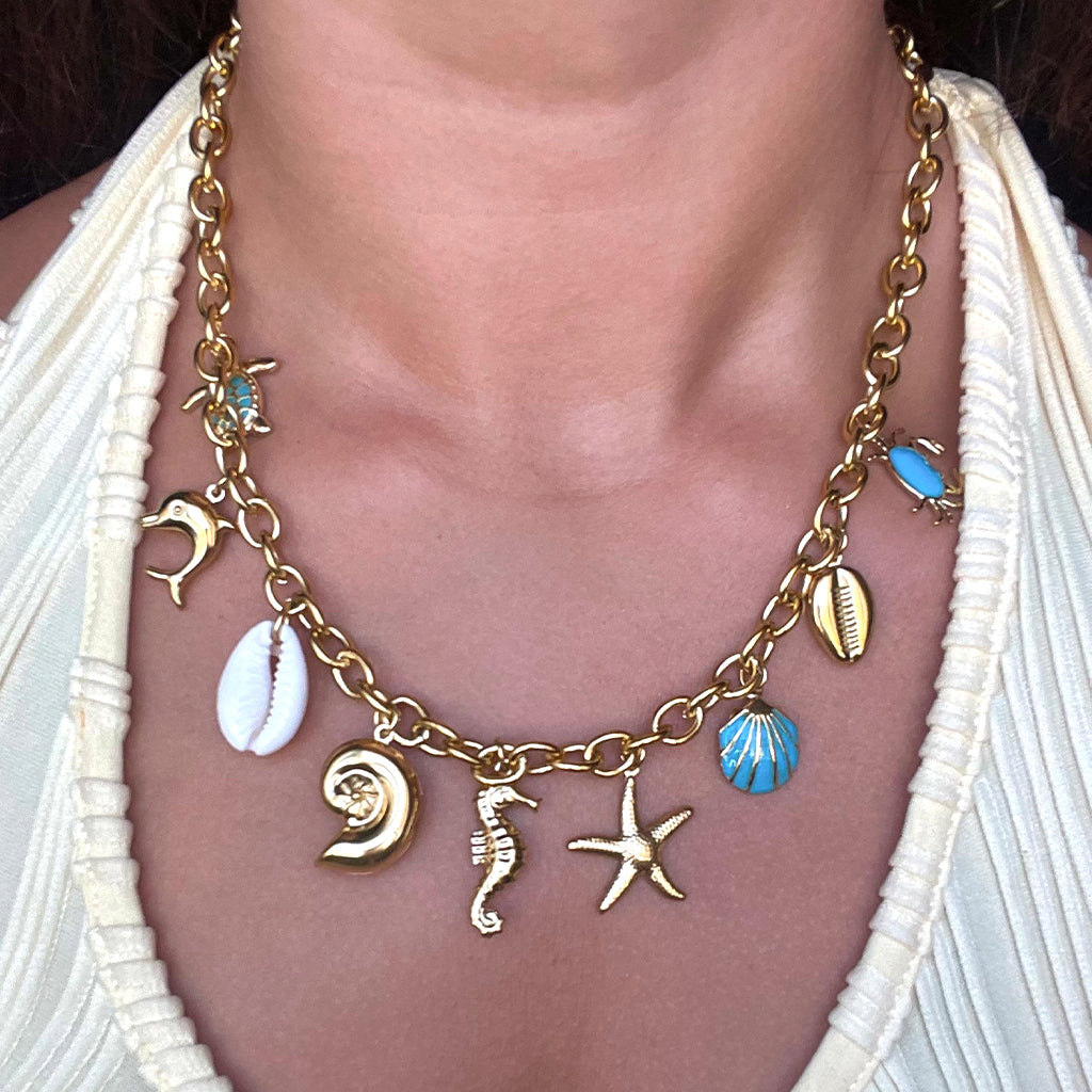 Tesoros Del Mar - Collar con dijes marinos
