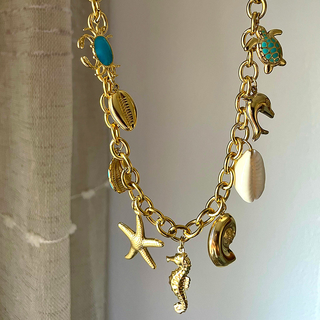 Tesoros Del Mar - Collar con dijes marinos